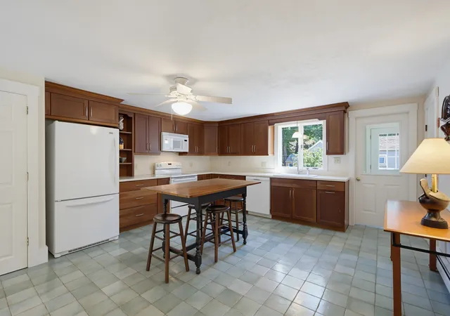 Homes for sale in Durham, NH | 36 Wiswall Rd, Durham, NH 03824 | MLS# 5099561
