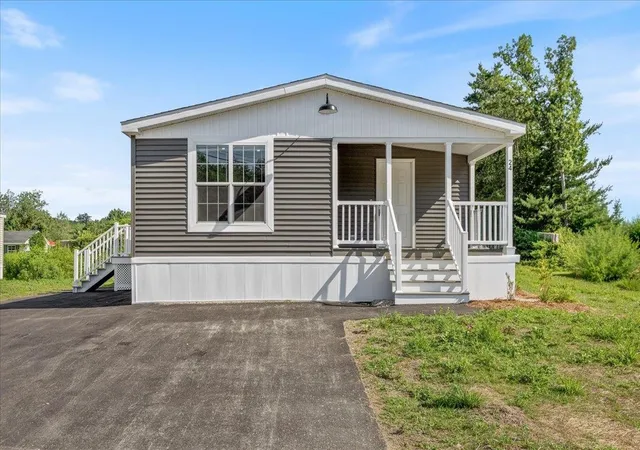 2nd image of 29 Lowell Rd #24, Salem, NH 03079 | MLS# 5099567