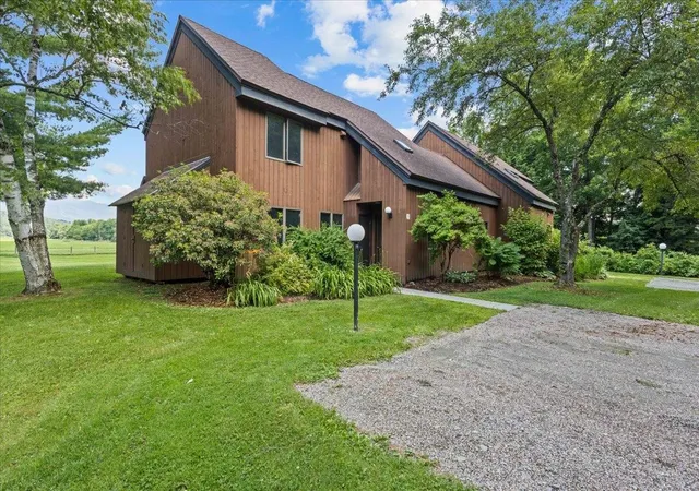 5th image of 70 Field Rd #5, Stowe, VT 05672 | MLS# 5099594