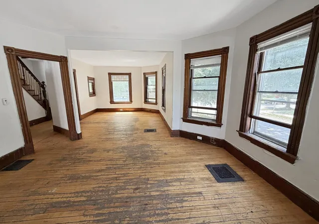 3rd image of 108 Buell St, Burlington, VT 05401 | MLS# 5099619