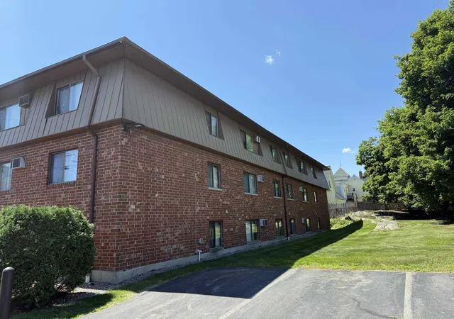 3rd image of 45 Log St #1H, Manchester, NH 03102 | MLS# 5099626