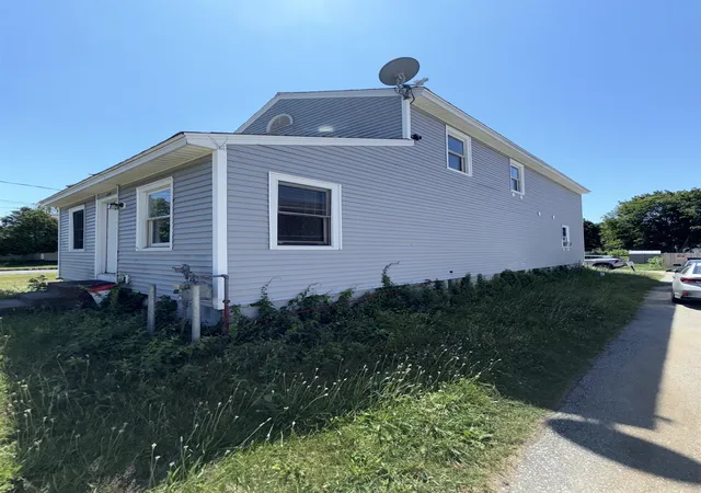Homes for sale in Hampton, NH | 11 Anns Ln, Hampton, NH 03842 | MLS# 5099642
