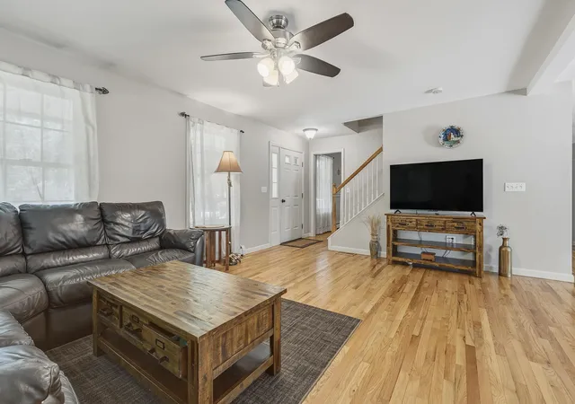 2nd image of 24 Heritage Dr, Berwick, ME 03901 | MLS# 5099648