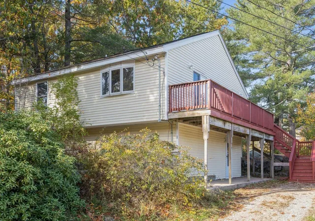 1st image of 1 Phoenix Wy, Seabrook, NH 03874 | MLS# 5099650