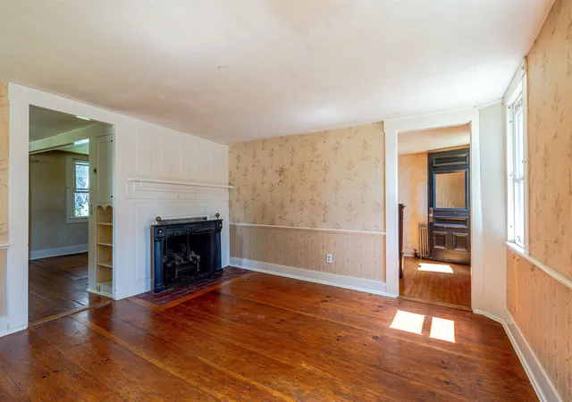 Homes for sale in Warner, NH | 38 West Main St, Warner, NH 03278 | MLS# 5099656