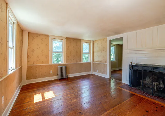 Homes for sale in Warner, NH | 38 West Main St, Warner, NH 03278 | MLS# 5099656