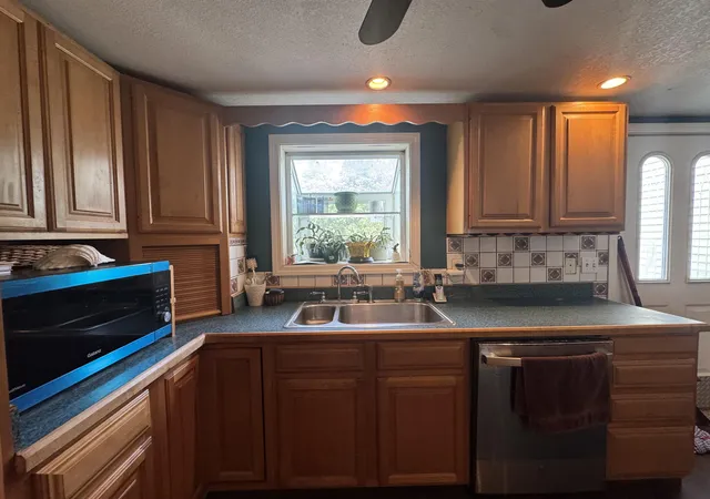 5th image of 11 Mountain View Rd, Stratford, NH 03590 | MLS# 5099658