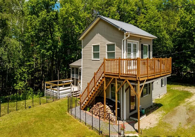 2nd image of 378 Route 3 South, Carroll, NH 03598 | MLS# 5099659