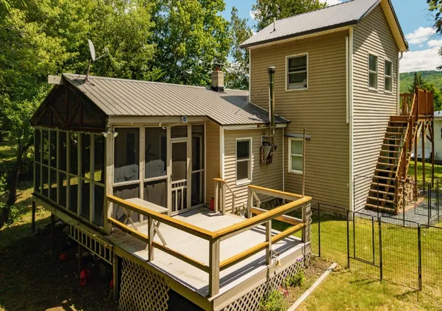 4th image of 378 Route 3 South, Carroll, NH 03598 | MLS# 5099659