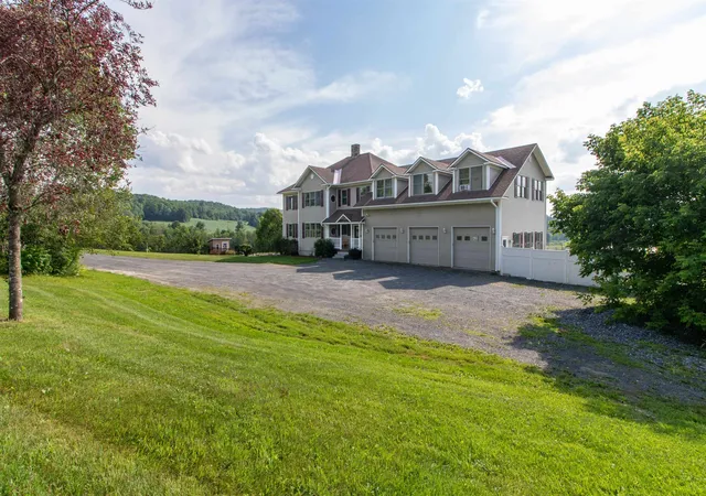 3rd image of 525 Sheldon Brook Rd, Lyndon, VT 05849 | MLS# 5099672