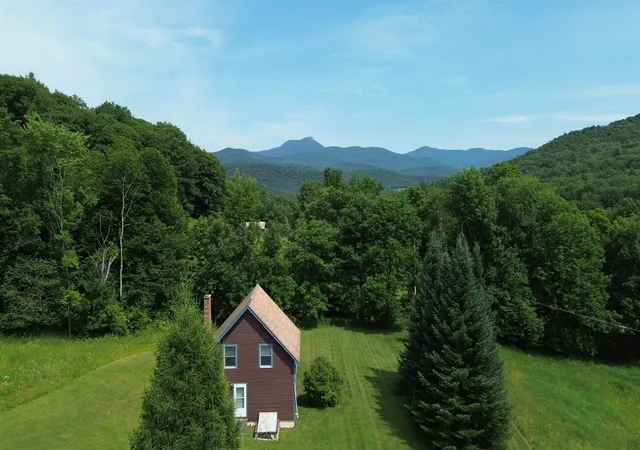 1st image of 820 Texas Hill Rd, Huntington, VT 05462 | MLS# 5099719