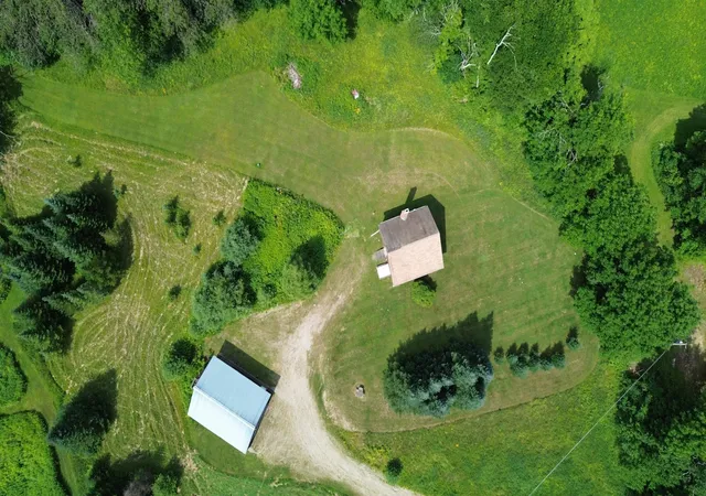 3rd image of 820 Texas Hill Rd, Huntington, VT 05462 | MLS# 5099719