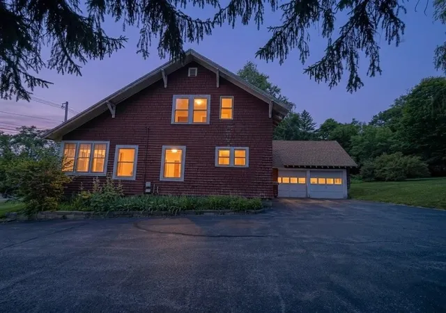 Homes for sale in Claremont, NH | 260 Pleasant St, Claremont, NH 03743 | MLS# 5099720