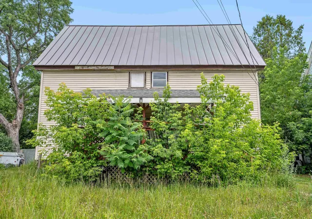 2nd image of 34 Willey St, Barre City, VT 05641 | MLS# 5099725