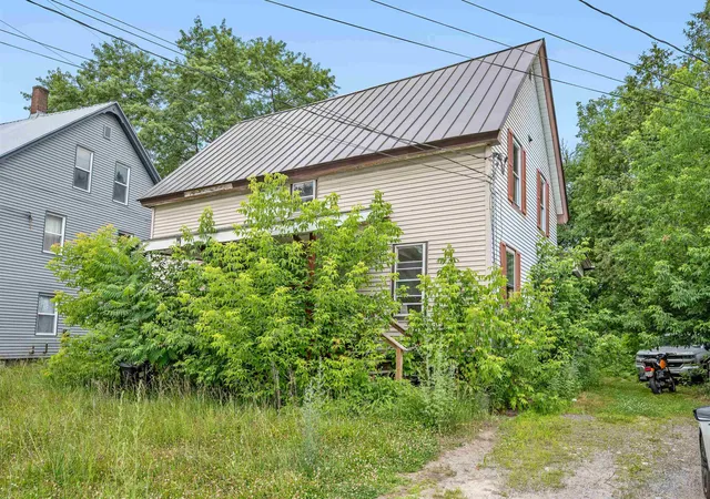 Photo 2 of House for sale at 34 Willey St, Barre, VT 05641 | MLS# 5099725 | Listing updated on 2026-09-11