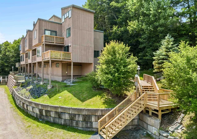 2nd image of 50 Hobbit Hl #66, Warren, VT 05674 | MLS# 5099726