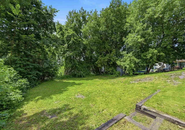 28th image of 194 Malletts Bay Ave, Winooski, VT 05404 | MLS# 5099728