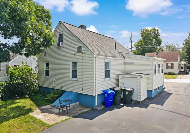 5th image of 196 Dewey St, Manchester, NH 03103 | MLS# 5099730