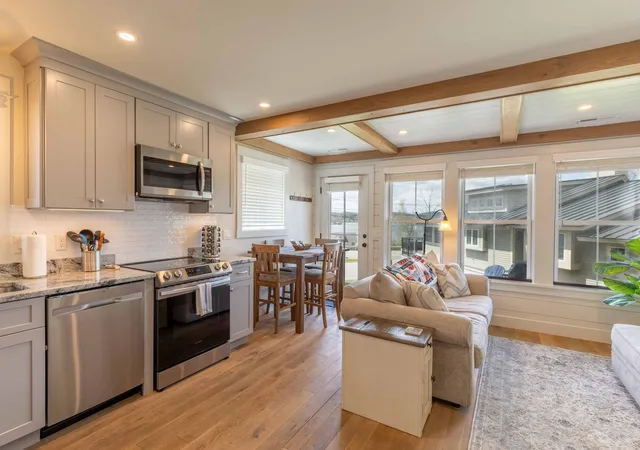 Photo 3 of Single family home for sale at 109 Weirs Blvd #6, Laconia, NH 03246 | MLS# 5099734 | Listing updated on 2026-09-03