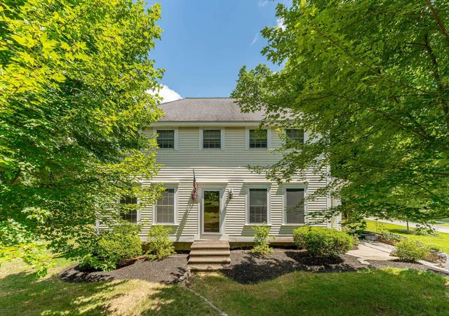 Homes for sale in Londonderry, NH | 25 Charleston Ave, Londonderry, NH 03053 | MLS# 5099743