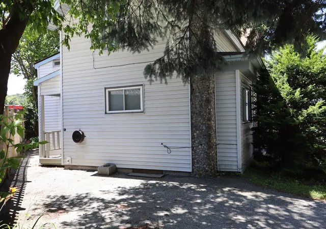 3rd image of 11 First St, Barre, VT 05641 | MLS# 5099751
