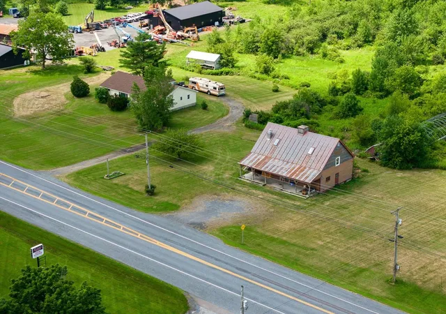 1st image of 2911 Us Route 7, Ferrisburgh, VT 05456 | MLS# 5099763