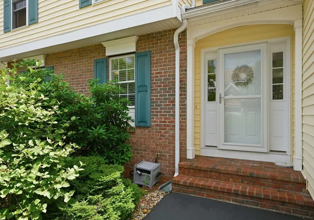 Homes for sale in Concord, NH | 1 Cabernet Dr #2, Concord, NH 03303 | MLS# 5099777