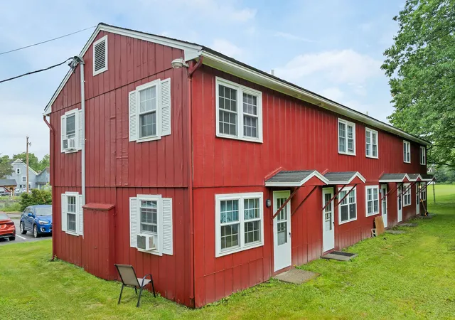 3rd image of 4 Williams St, Lancaster, NH 03584 | MLS# 5099780