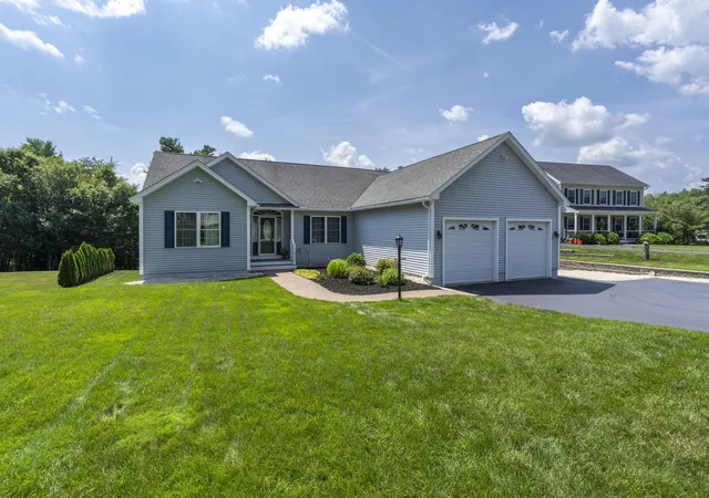 1st image of 9 Rae Brook Rd, Hooksett, NH 03106 | MLS# 5099790