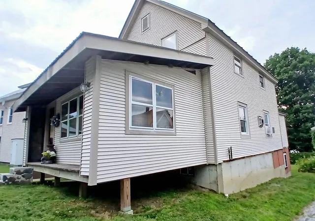 Photo 2 of Single family home for sale at 3 Brook St, Barre Town, VT 05641 | MLS# 5099831 | Listing updated on 2026-10-22
