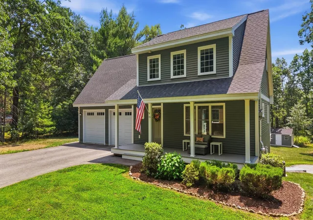 Homes for sale in Lee, NH | 15 Newtown Plains Rd, Lee, NH 03861 | MLS# 5099834
