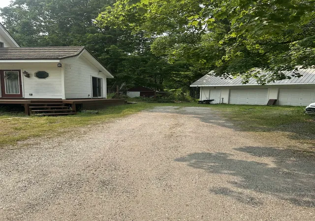 5th image of 2642 Us 7 Rte, Leicester, VT 05733 | MLS# 5099835