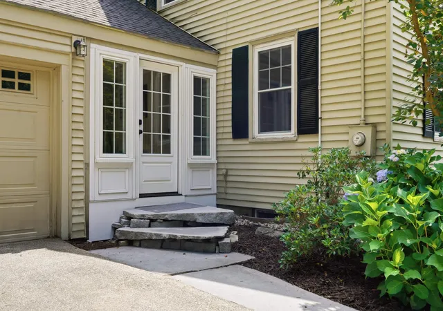 3rd image of 1333 Beech St, Manchester, NH 03104 | MLS# 5099847