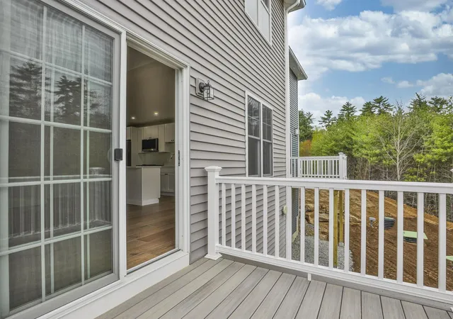 Photo 40 of Townhouse for sale at 66 Crestview Wy, Raymond, NH 03077 | MLS# 5099891 | Listing updated on 2026-10-05