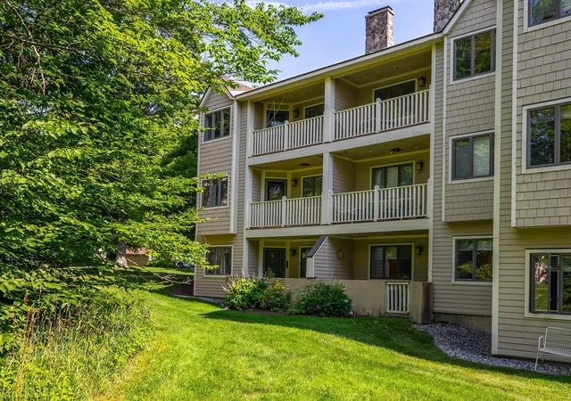 Photo 4 of Condo for sale at 65 East Birch Rd #43, South Londonderry, VT 05155 | MLS# 5099909 | Listing updated on 2026-10-03