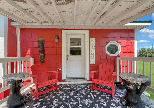 Photo 3 of Single family home for sale at 517 River Rd, Beecher Falls, VT 05902 | MLS# 5099938 | Listing updated on 2026-09-15