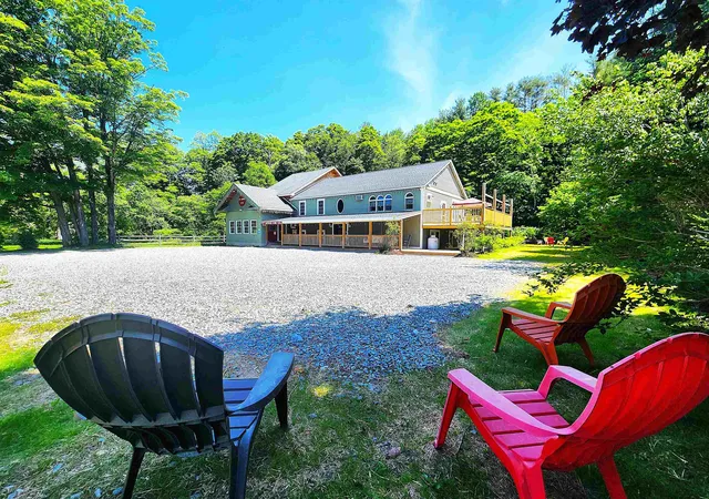 Photo 2 of Single family home for sale at 265 Depot St, Proctorsville, VT 05153 | MLS# 5099940 | Listing updated on 2026-07-15