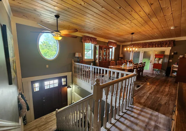 Photo 4 of Single family home for sale at 265 Depot St, Proctorsville, VT 05153 | MLS# 5099940 | Listing updated on 2026-07-15