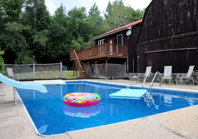 Photo 4 of Single family home for sale at 9 Glover Rd, Rumford, ME 04276 | MLS# 5099941 | Listing updated on 2026-09-11