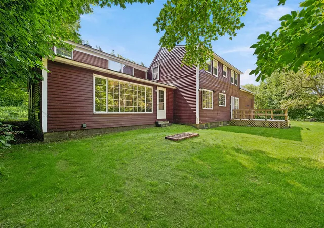 Photo 4 of Single family home for sale at 151 South Main St, Colebrook, NH 03576 | MLS# 5099949 | Listing updated on 2026-09-12