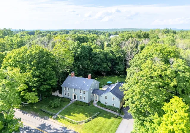 1st image of 27 Haverhill Rd, Chester, NH 03036 | MLS# 5099955