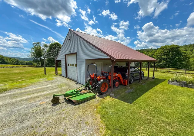 Photo 4 of Single family home for sale at 68 Isaac Perkins Rd, Lyme, NH 03768 | MLS# 5099973 | Listing updated on 2026-08-17