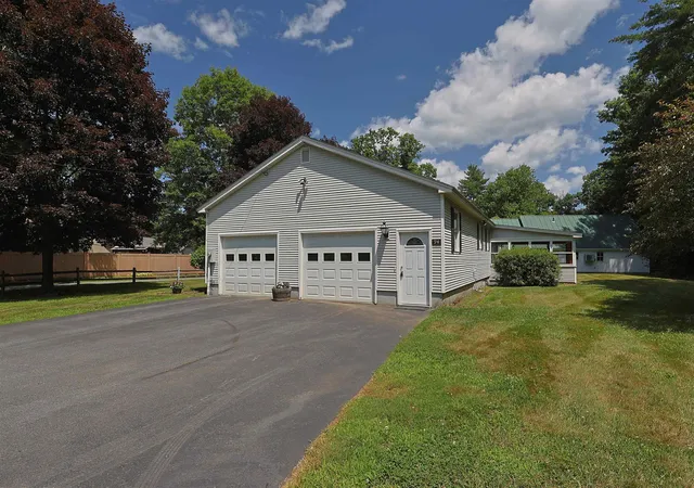 Photo 3 of Single family home for sale at 94 James St, Wilder, VT 05088 | MLS# 5099975 | Listing updated on 2026-08-18