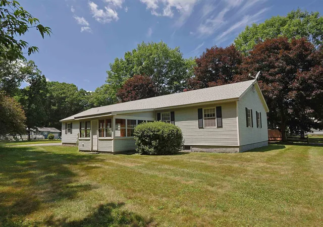 Photo 3 of Single family home for sale at 94 James St, Wilder, VT 05088 | MLS# 5099975 | Listing updated on 2026-08-18