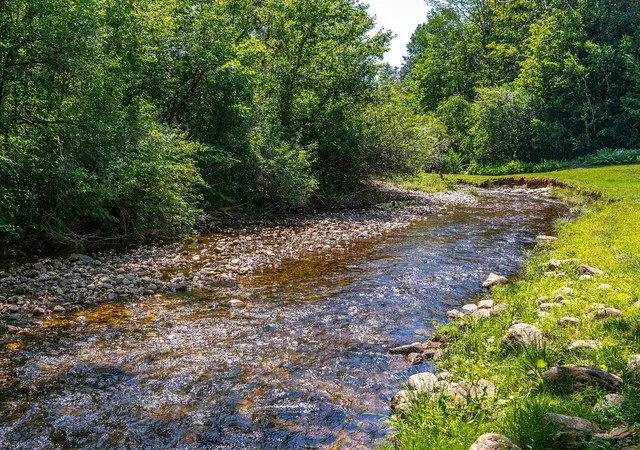 Photo 2 of Single family home for sale at 866 East Manchester Rd, Manchester Center, VT 05255 | MLS# 5099980 | Listing updated on 2026-09-18