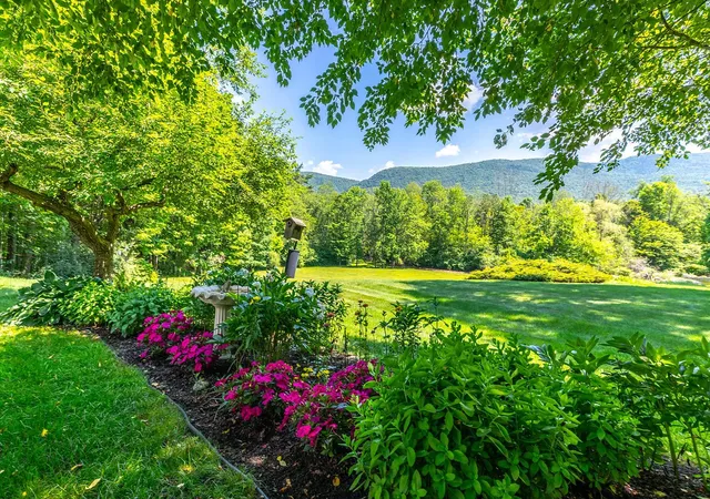 Photo 3 of Single family home for sale at 866 East Manchester Rd, Manchester Center, VT 05255 | MLS# 5099980 | Listing updated on 2026-09-18