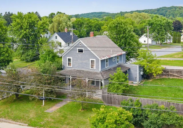 Single family home for sale at 89 Court St, Middlebury, VT 05753 | MLS# 5099999