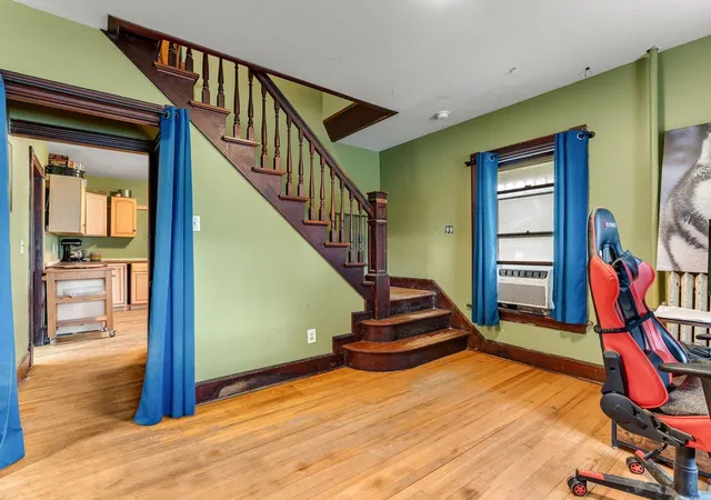 Photo 4 of Single family home for sale at 89 Court St, Middlebury, VT 05753 | MLS# 5099999 | Listing updated on 2026-08-22