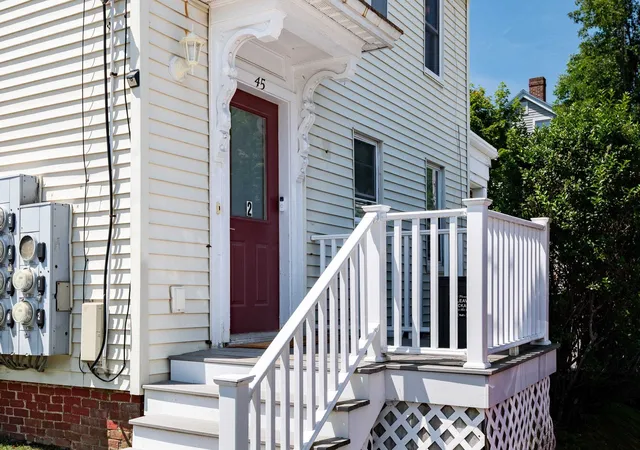Photo 3 of Condo for sale at 45 New York St #2, Dover, NH 03820 | MLS# 5100005 | Listing updated on 2026-09-14