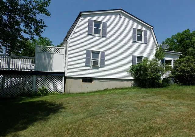 43rd image of 50 Concord St, Belmont, NH 03220 | MLS# 5100017